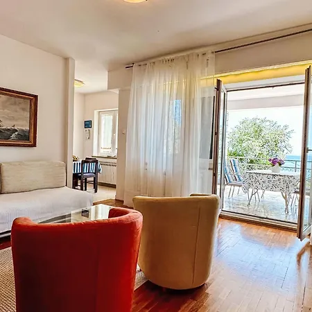 Apartment Kisic 3 Mit Herrlichem Meerblick By Interhome *